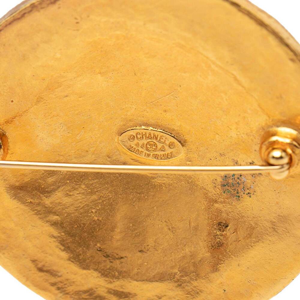 CHANEL Authentic Vintage Green Logo Brooch - Picture 3 of 4